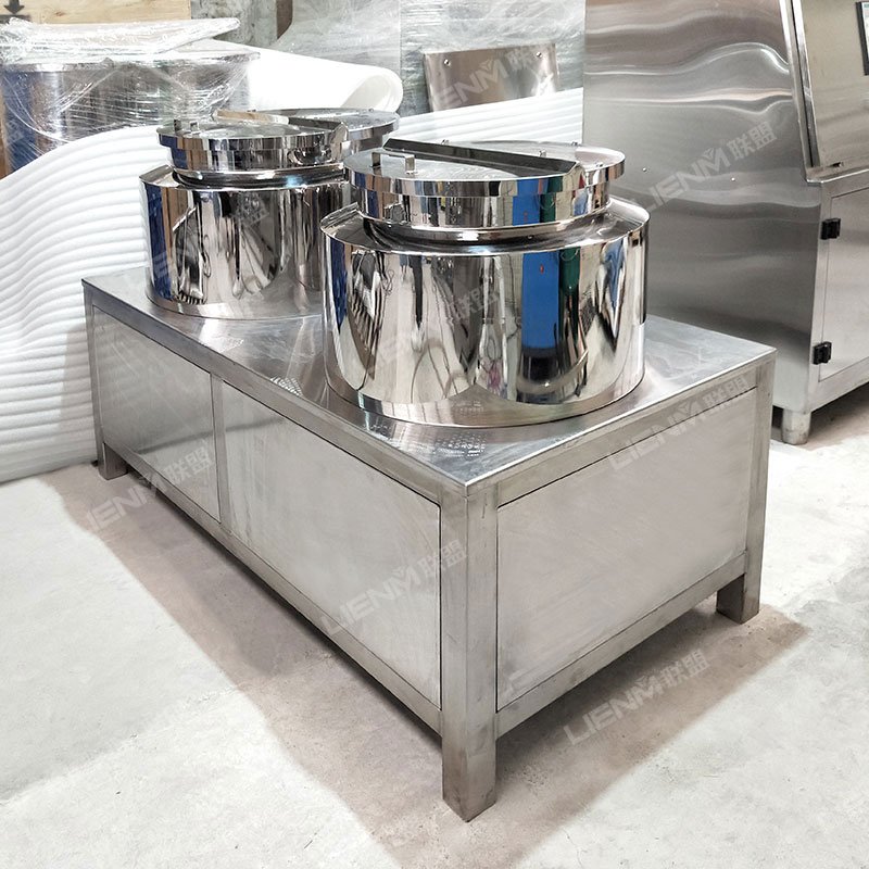Cosmetics Production Equipment Vacuum Emulsifier Machine Homogenizing Cosmetic Cream Liquid Soap Making Machine