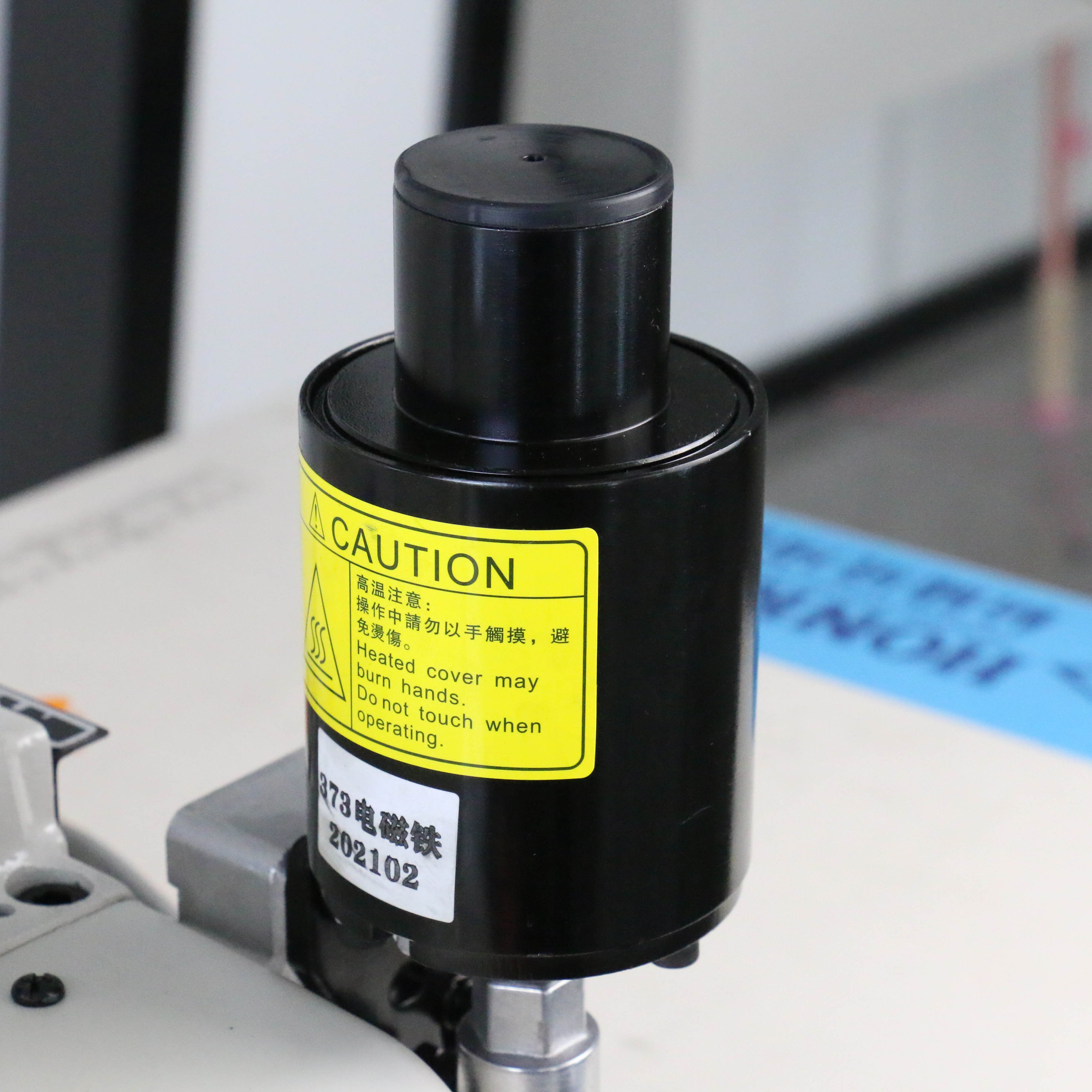 Button making machines Suitable for plastic and iron buttons B-373D