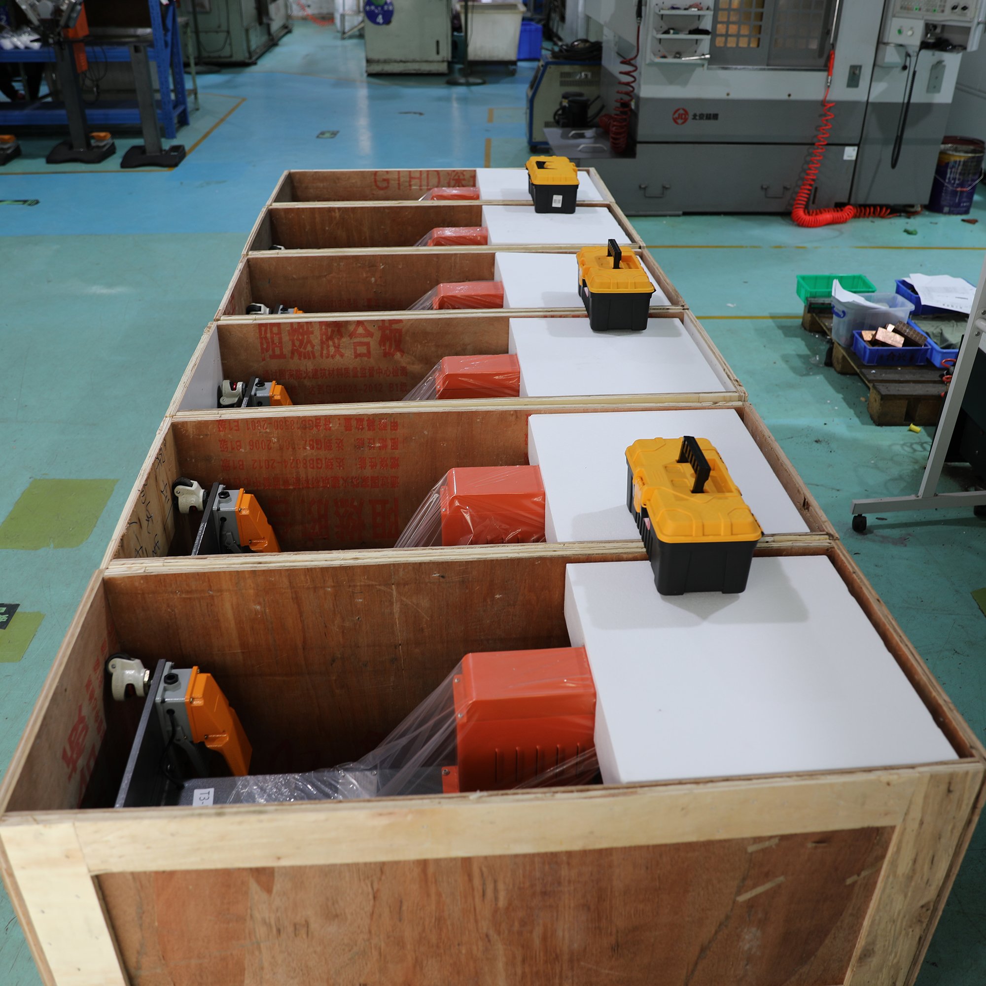 Hot sale CE Verified Fully Automatic Button Attaching Machine Unlimited Production Plastic Button Making Machine