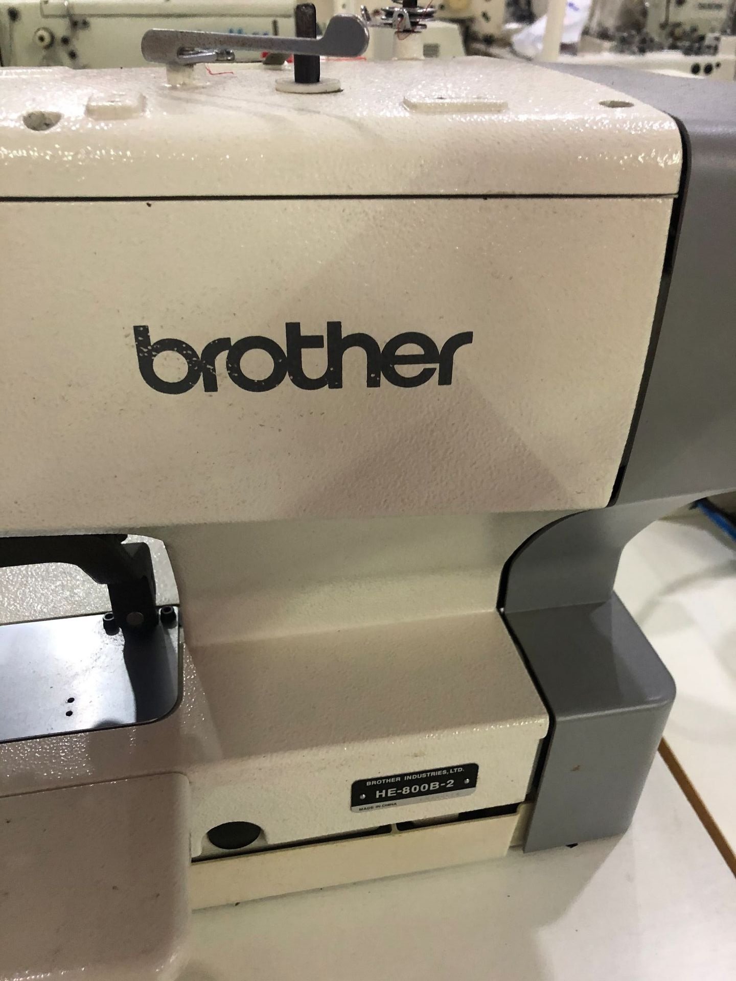 Used Juki/gloden/brother button hole 800B Wheel Industrial Sewing Machine For Sale Cheap Price