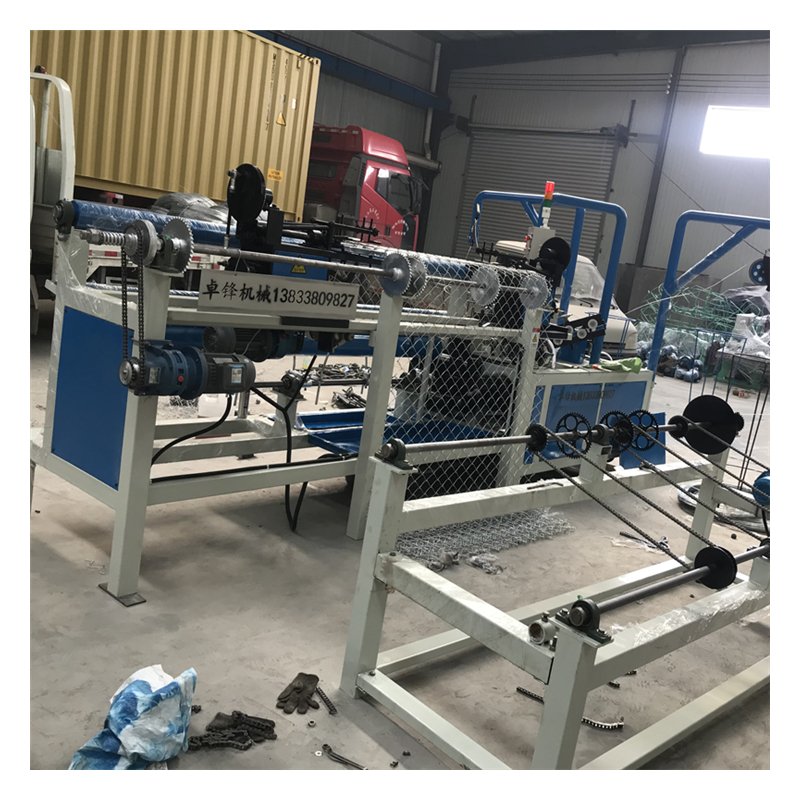 Factory Price Fully Automatic Weaving Wire Mesh Chain Link Fence Make Machine
