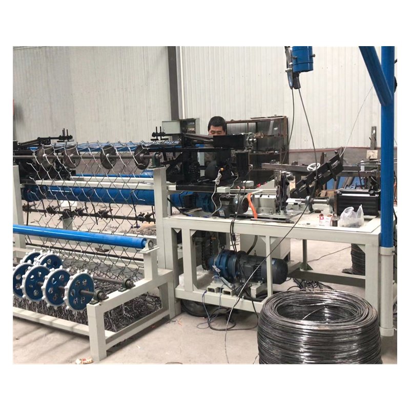 Factory Price Fully Automatic Weaving Wire Mesh Chain Link Fence Make Machine