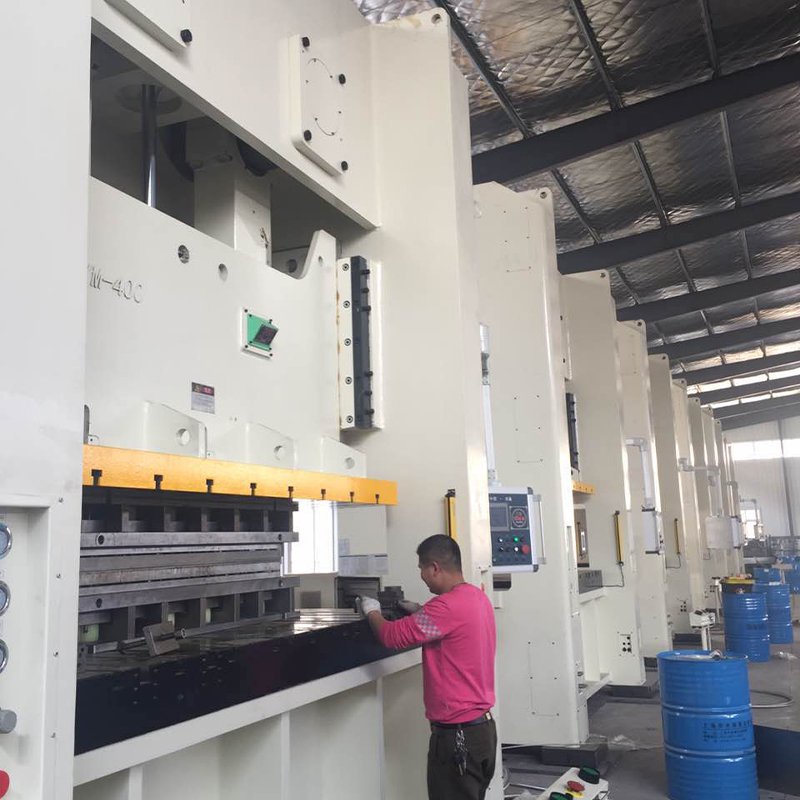 Automotive Industry Parts And Accessories Progressive Stamping Press Machine Eccentric Mechanical Power Press Production Line