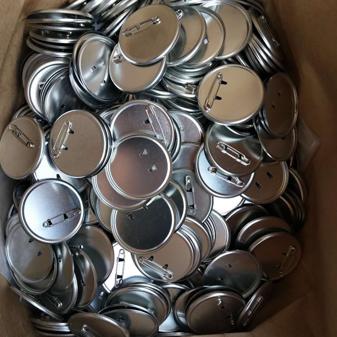 44mm Durable Metal Plastic Badge Maker Machine Easy Pin Button with Paper Cutter Button Making Machines Condition New