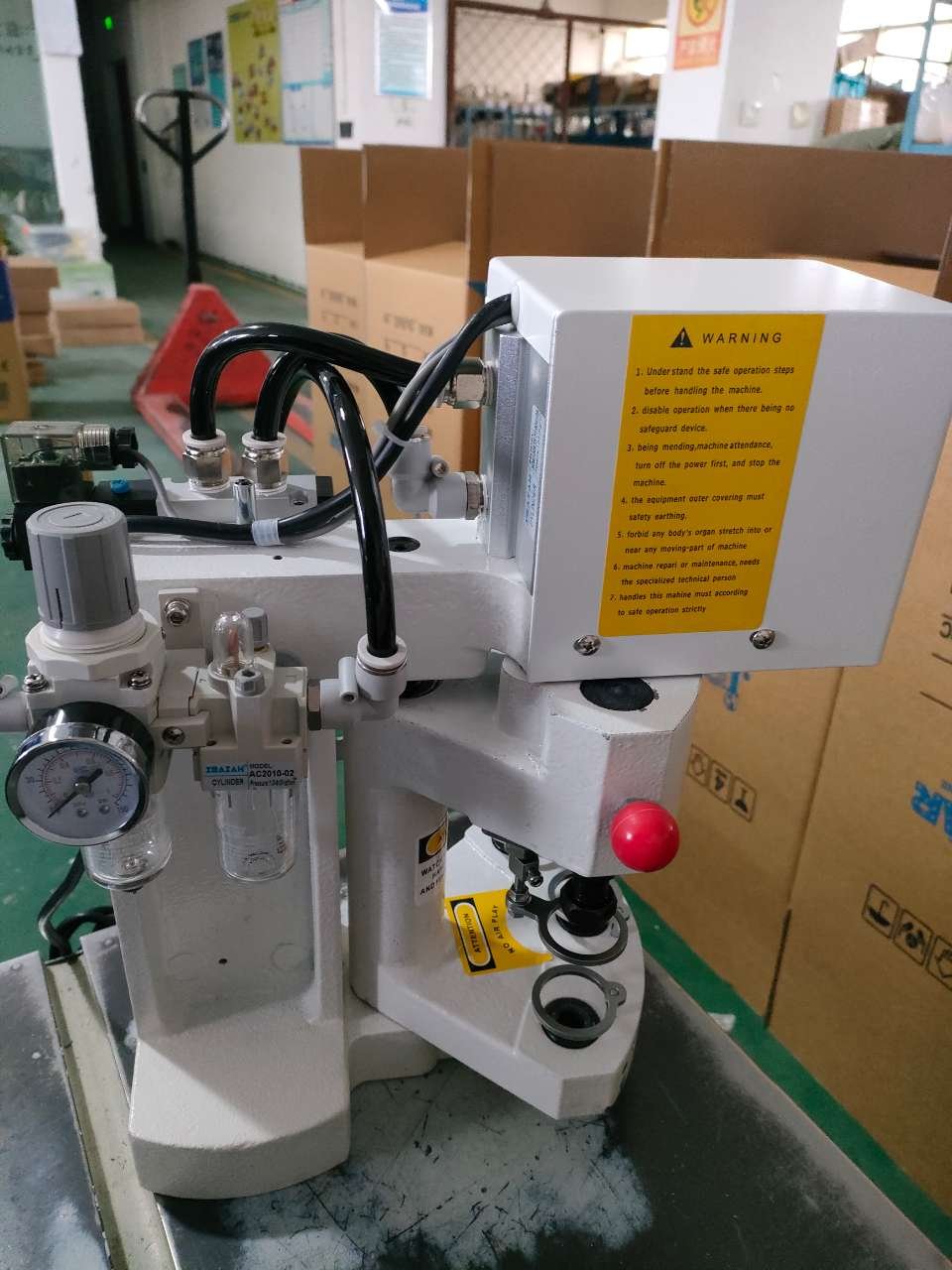 ZY-DBQ3 Factory Price Sale 3 Head Pneumatic Metal Snap Button Attaching Making Machine