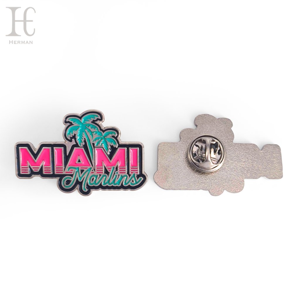 Custom metal enamel School badge Sporting Event Commemorative Medallion Fashion Trend Badge Pin Factory promotion No MOQ