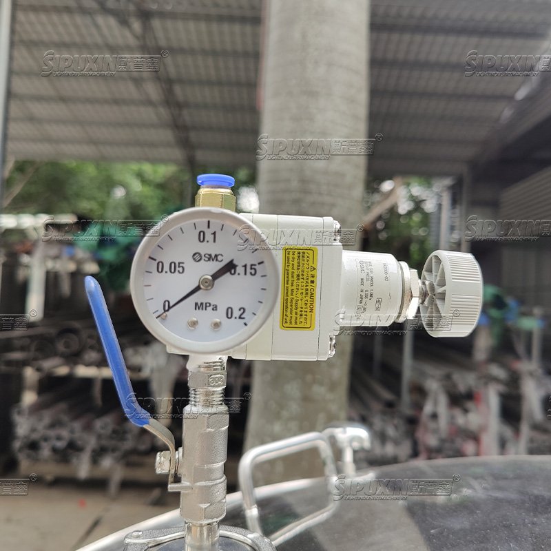 SPX 300 Liter SUS.316 Mixing Tank for Cosmetic Perfume Liquid Mixer with Agitator Rector Cosmetic Making Machine with Wheels