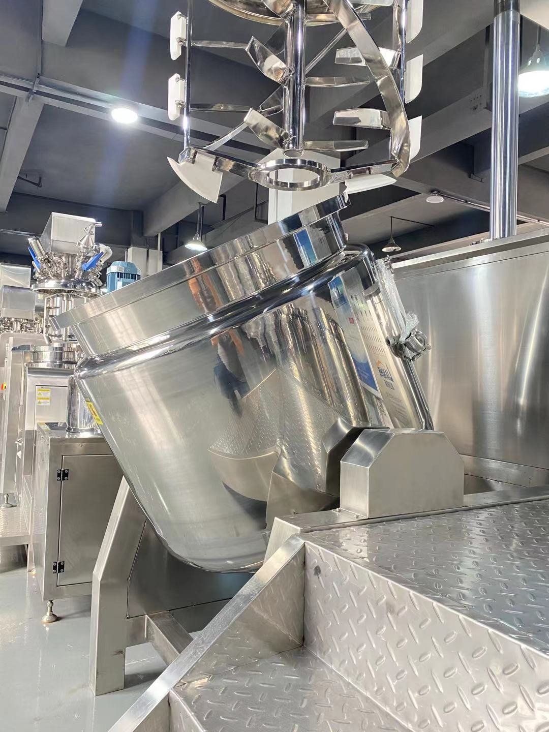 Beauty Cream Vacuum Emulsifying Making Machine Hair Conditioner Mayonnaise Vacuum Homogenizer Emulsifying Mixer