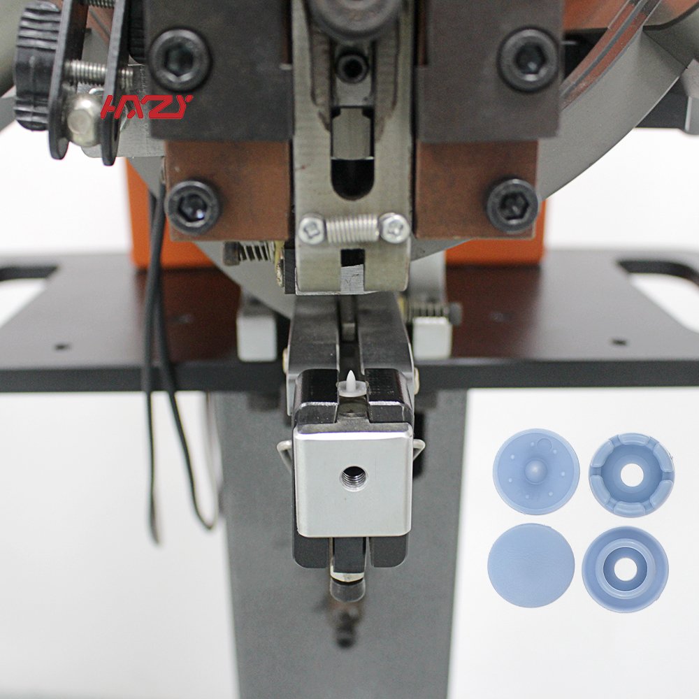 Hot sale CE Verified Fully Automatic Snap Button Machine Unlimited Plastic Press Buttons Fastening Attach Machine Garments