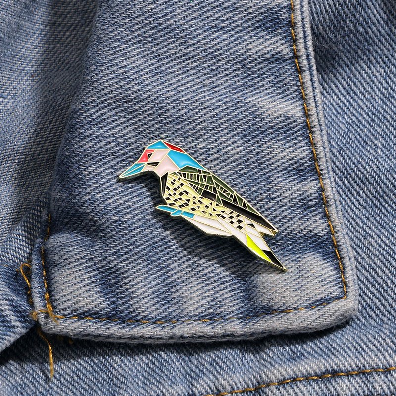 New China Manufacturer customized wholesale name maker metal animal custom making machine brooch badge pin for women and men