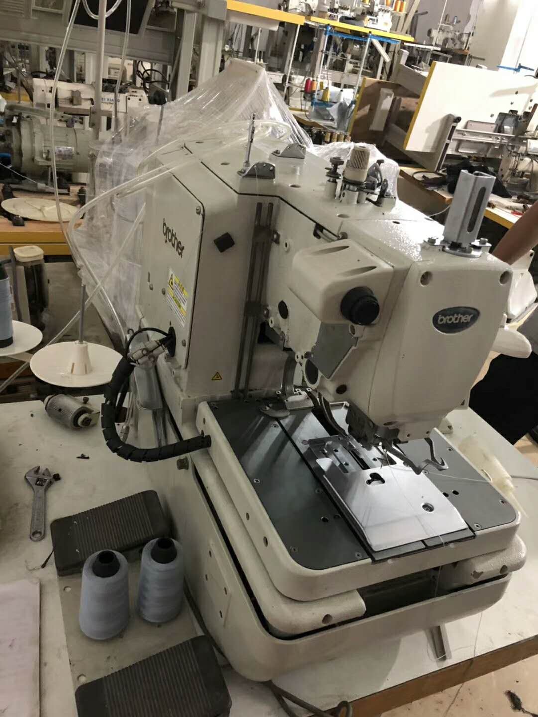 New model second hand japan jukis MEB-3810J computerized eyelet buttonhole sewing machine for jeans cowboy jacket suit pants
