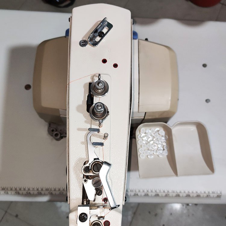 Juki MB-1377 button attaching button making industrial sewing machine second hand