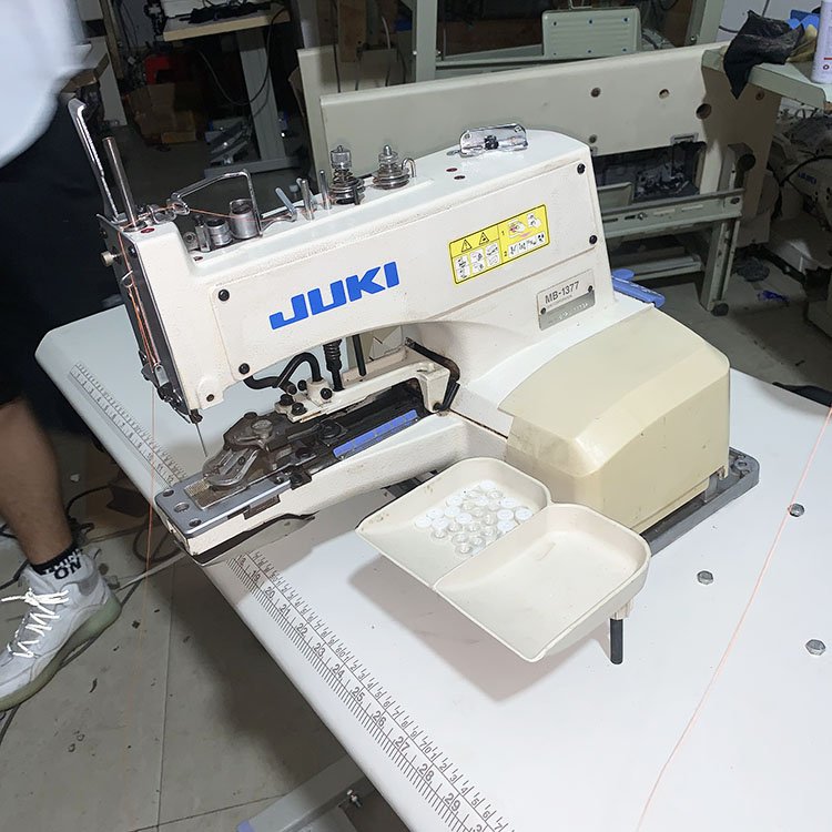 Juki MB-1377 button attaching button making industrial sewing machine second hand