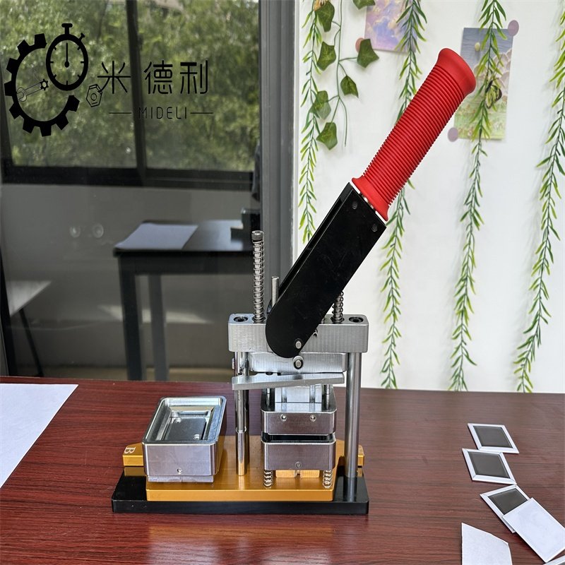 a whole set high quality factory price 63.5*63.5mm and 50*50mm new metal button photo magnet making machine