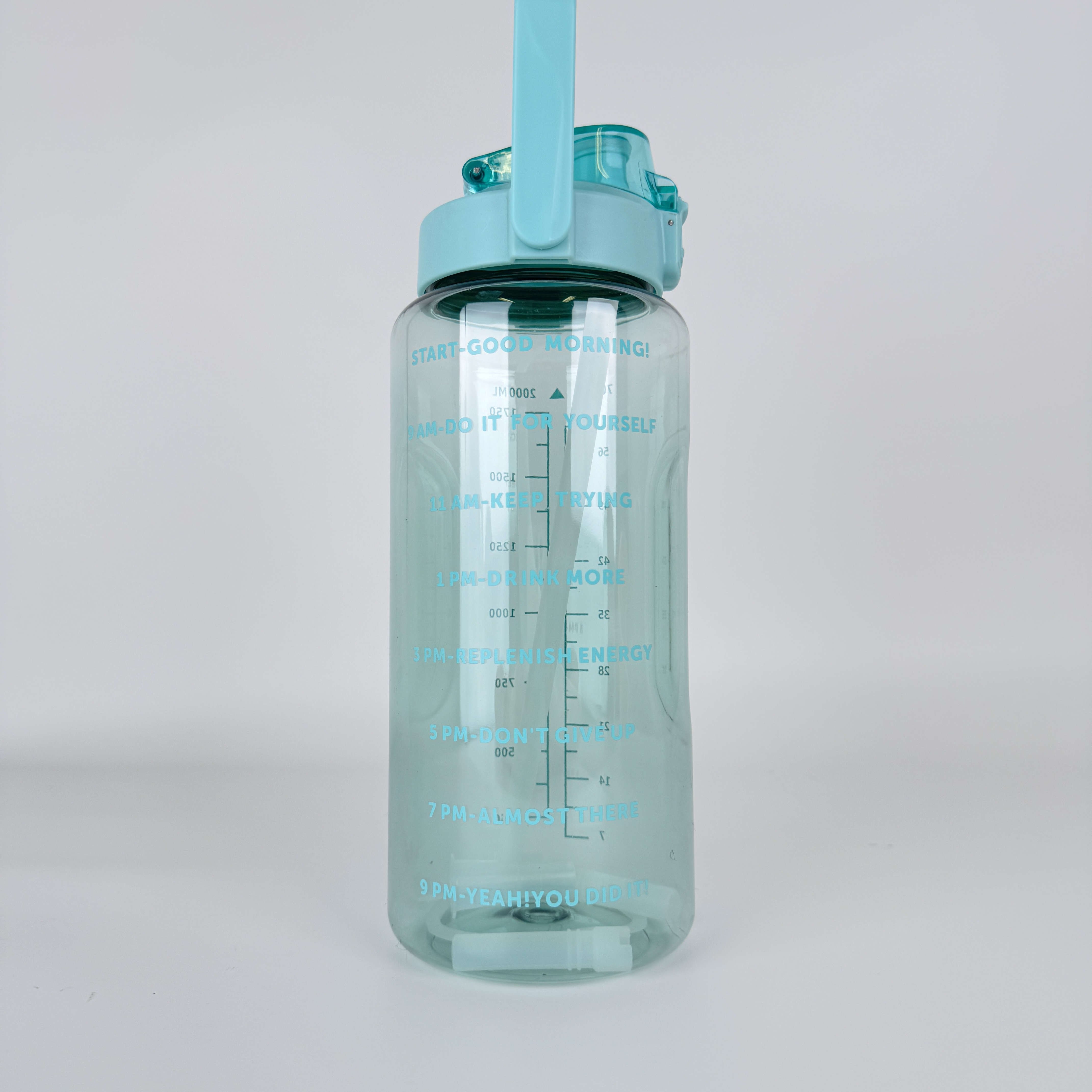 large-capacity sports water cup 2000ml outdoor sports portable Gradual color transparent plastic cup