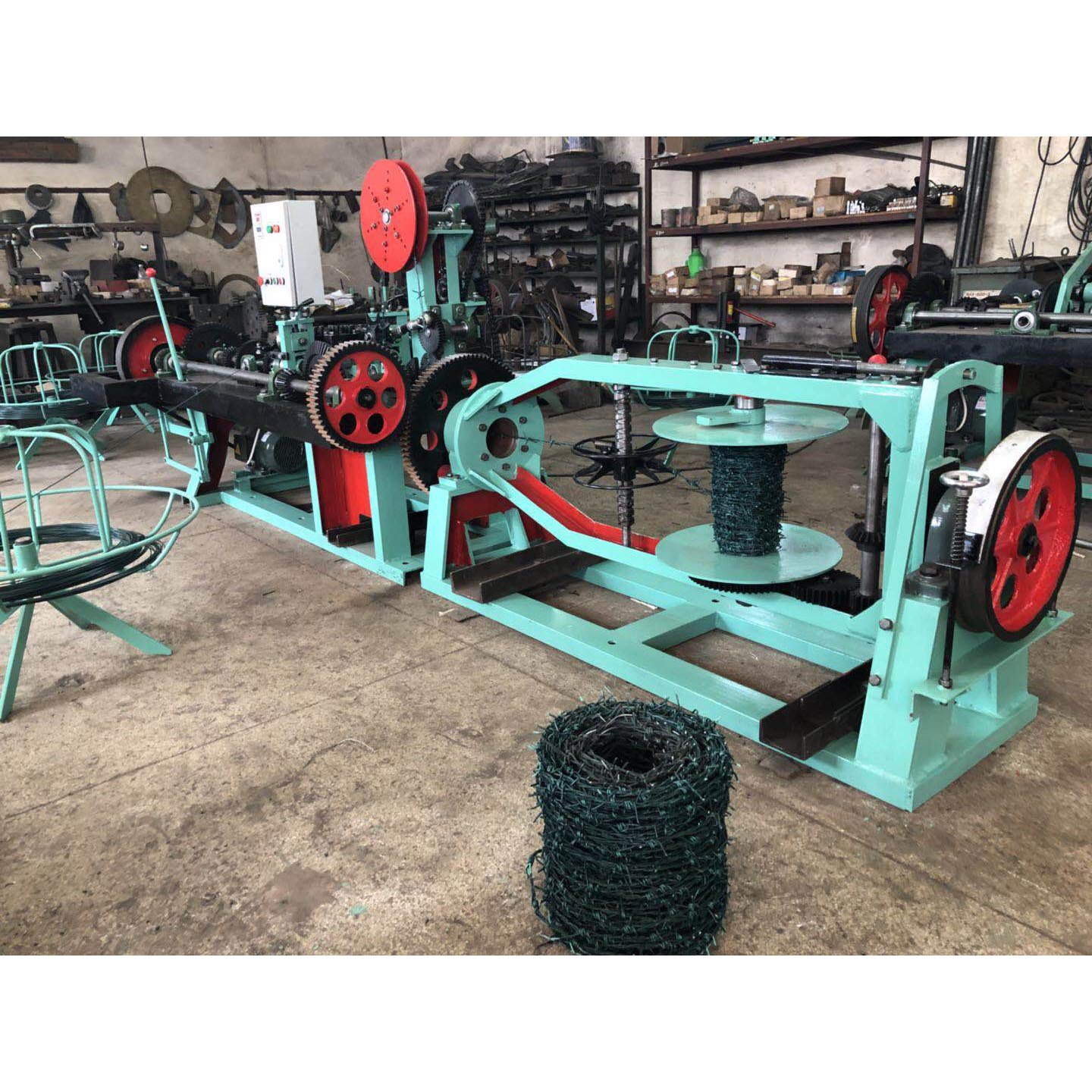 High Quality Automatic Double Strand Barbed Wire Making Machine