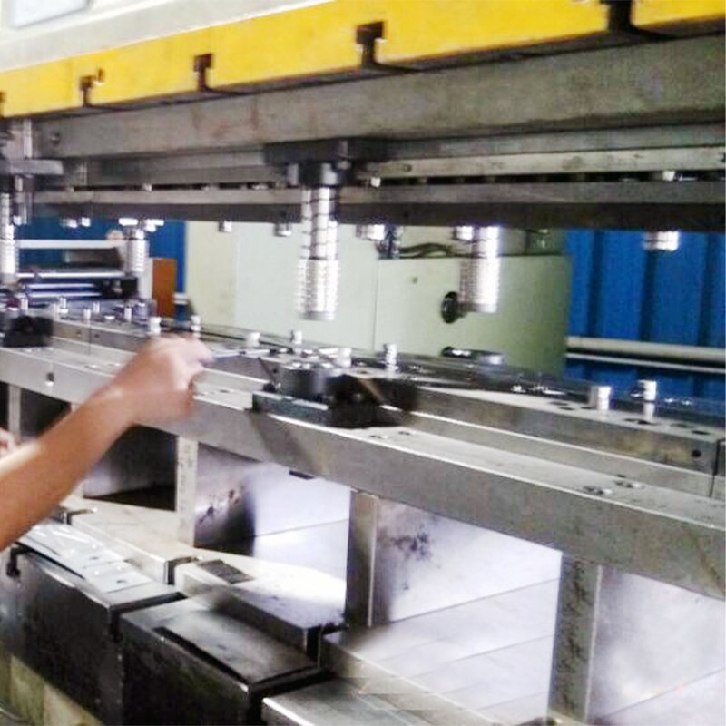 Custom High Precision Stamping Die Manufacturers, Automatic Stamping Mould, Sheet Metal Progressive Stamps, Composite Molds