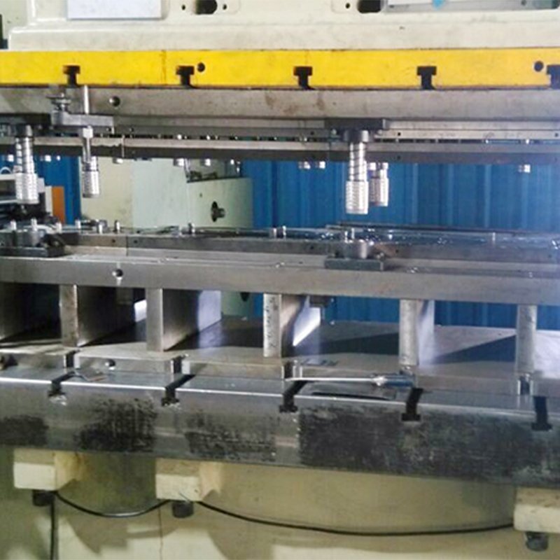 Custom High Precision Stamping Die Manufacturers, Automatic Stamping Mould, Sheet Metal Progressive Stamps, Composite Molds