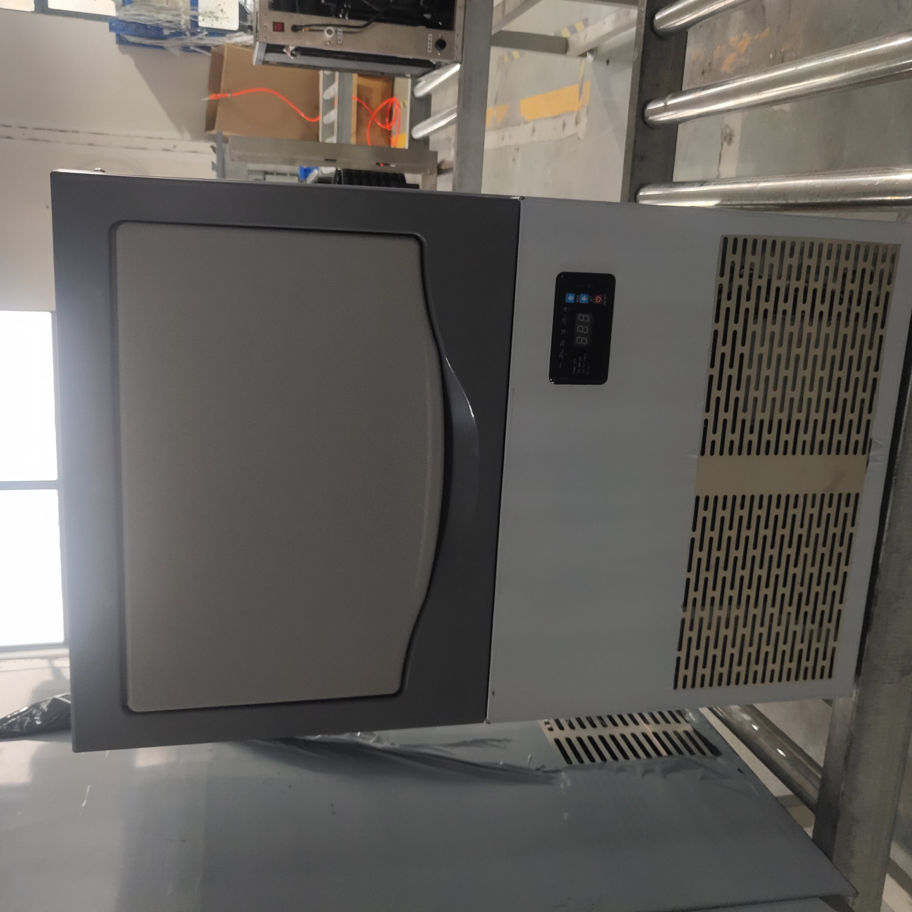 Ice Maker Machine Automatic 150KG Snow Flake Ice Maker Nugget Snowflake Commercial Ice Block Making Machines For Business