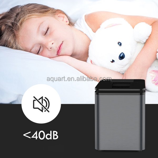 Household Compact Countertop Automatic Compressor Cooling Portable 12KG Home Mini Round Ice Cube Ice Maker Making Machine