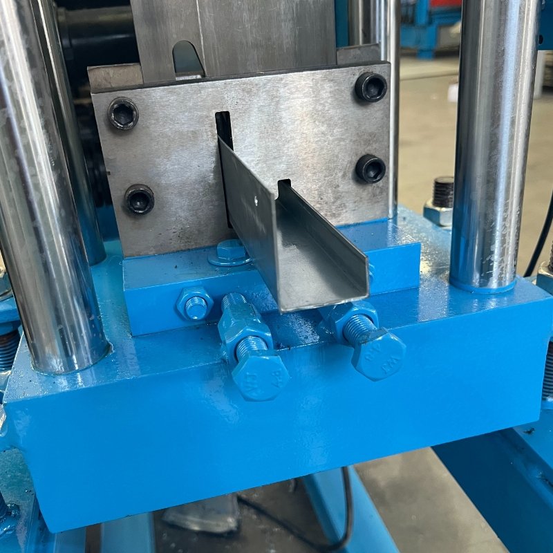 2024 high-quality frame making machine light keel roll forming machine bottom panel making machine