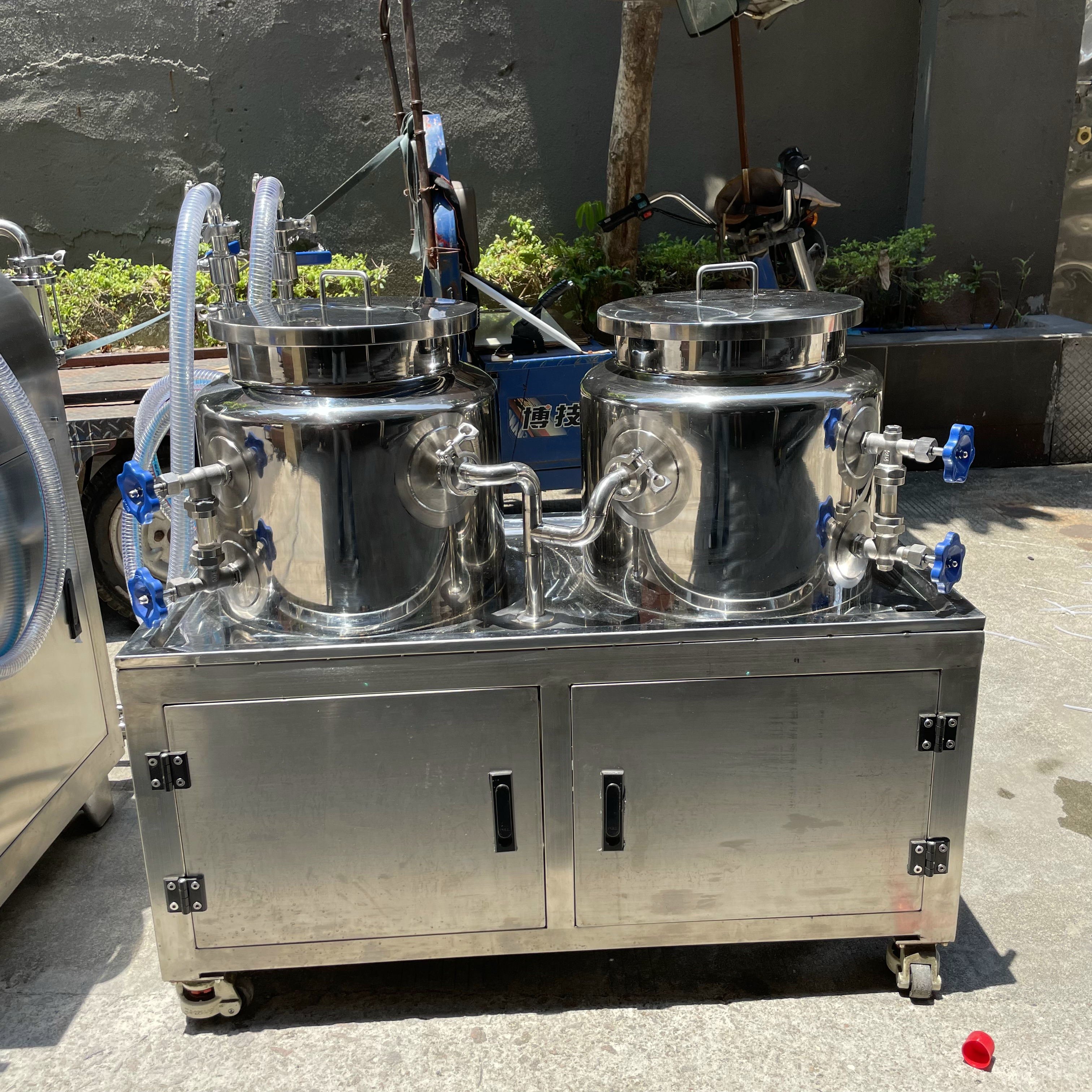 Vacuum emulsifier homogenizer mixer cosmetic cream making machine food mixing machine mixer industrial blender