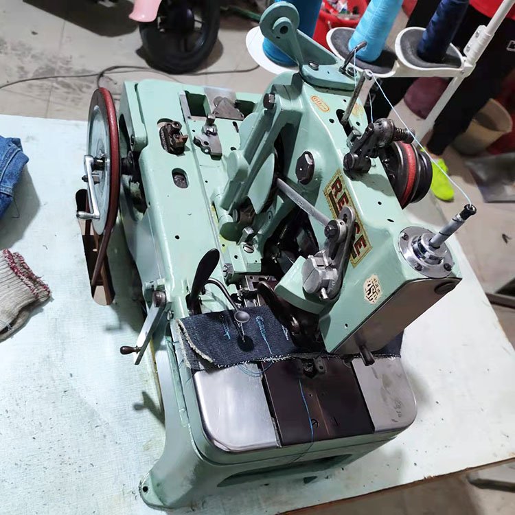 High performance Reece 101 keyhole button hole Sewing Machine second hand for pants and jeans making