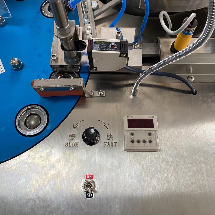 Automatic Fabric Cloth Covered Button Maker Making Machine Fabric Button Covering Machine
