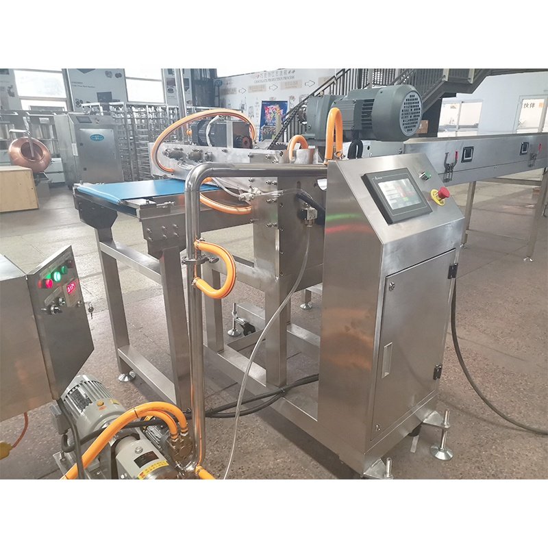 Automatic chocolate drops making machine with cooling tunnel chocolate chips depositor