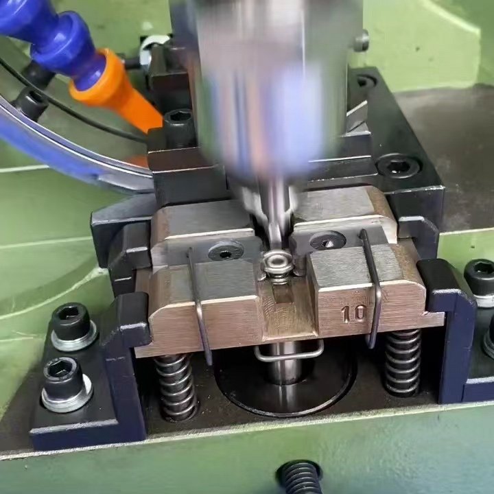 Snap Button Making Machine Automatic