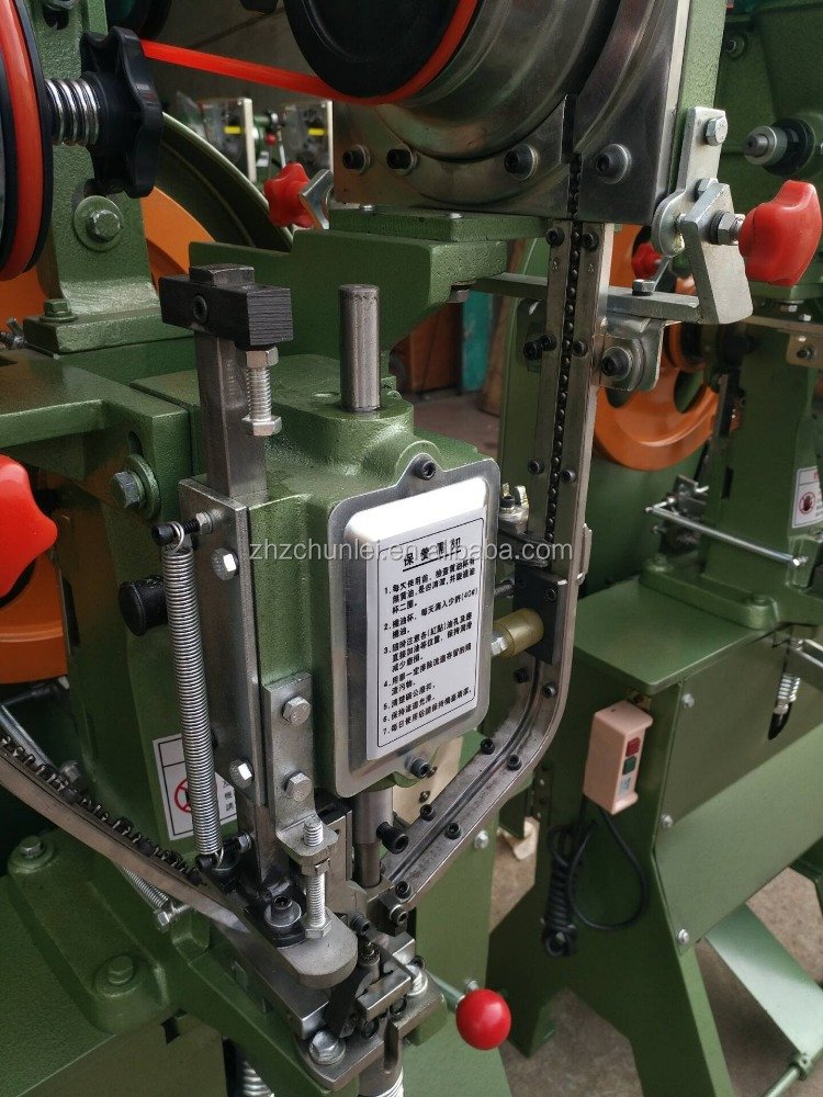 Automatic Sewing Press Snap Button Making Machine
