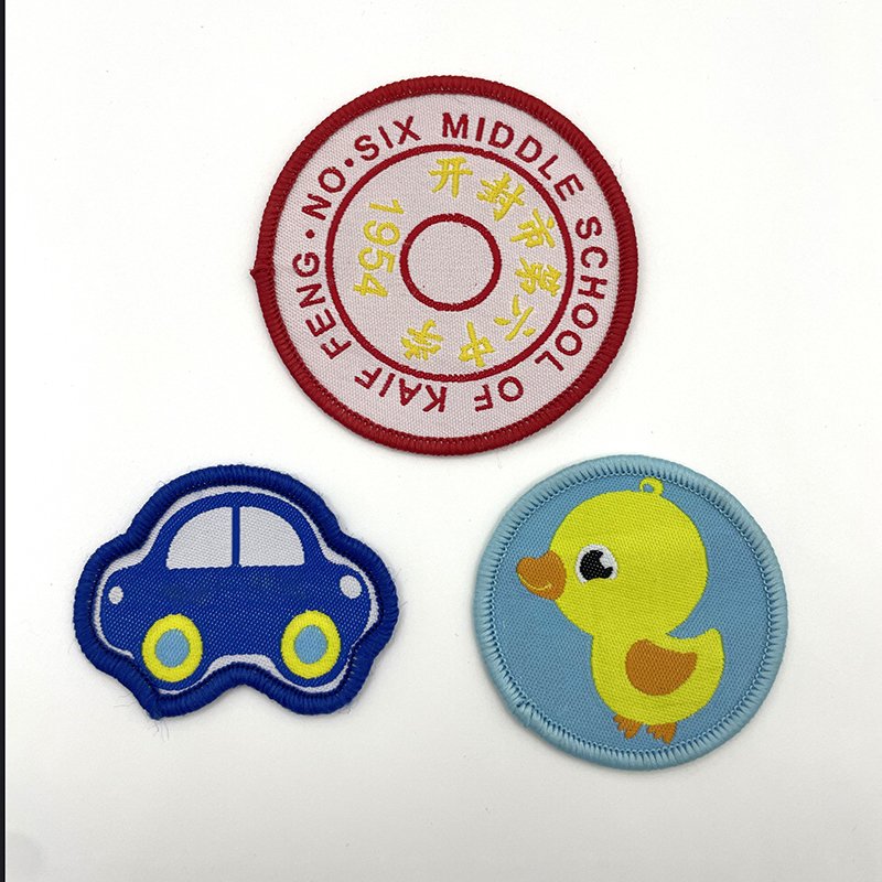 Custom Clothing machine Embroidery/name Tag/ Square/round Embroidered Woven Chest Badge School Badge button button Escout Badge
