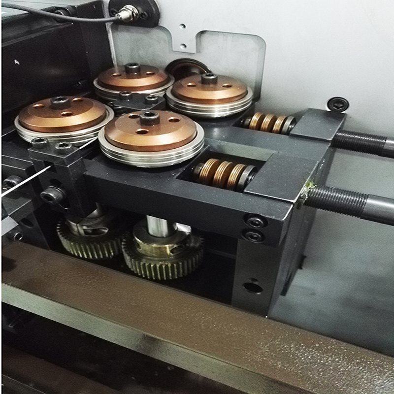 CNC spring forming machine constant force spring bathroom clip fishing clamp spring machine China factory Dongguan ccity