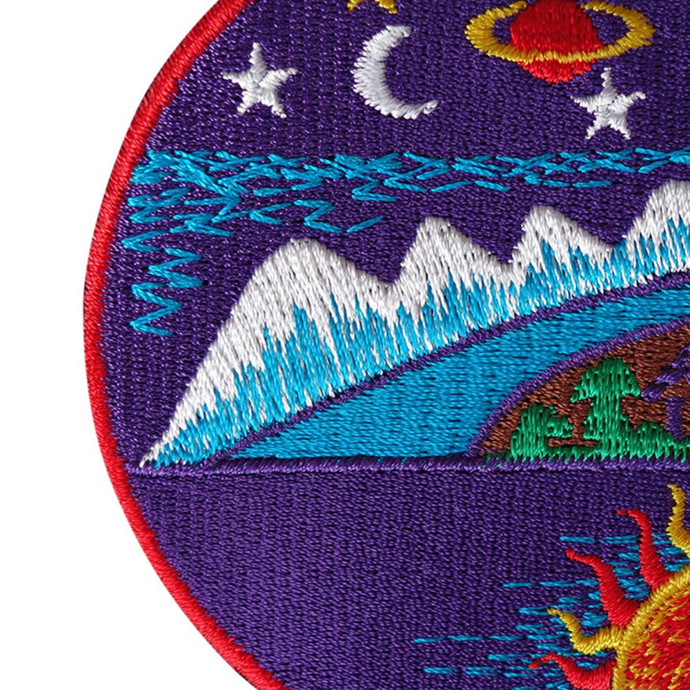 Custom Made Best Selling Logo Machine Embroidery Badges For Sale / OEM Service Low Prices Embroidery Machine Badges