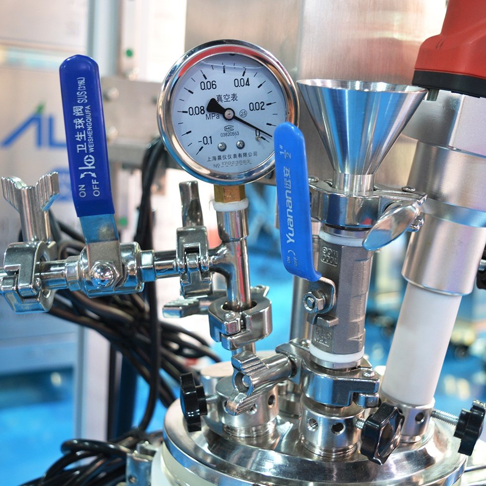 5L 10L Small Vaccum Emulsifier Mixer High quality Mini hand held laboratory homogenizer mixer