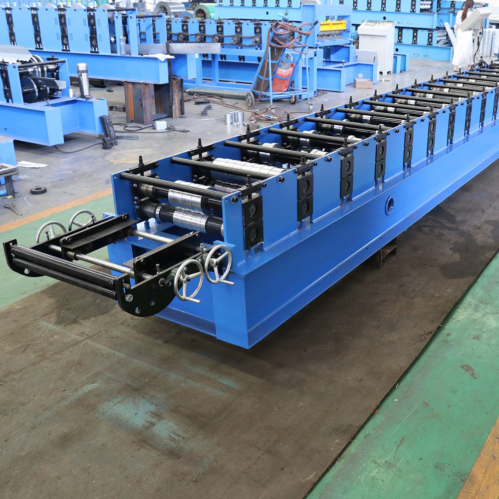 Wholesale Direct Sales Self Lock Roofing Sheet Making Machine Self Lock Roofing Sheet Machine