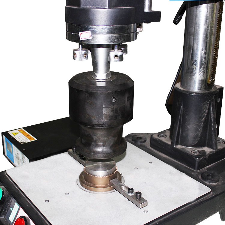 Ultrasonic Make Nylon Button Ultrasonichigh frequency plastic welding machine
