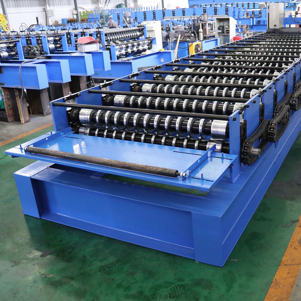 China single layer Roof panel roll forming machine Trapezoid Iron Sheet Roll Forming Making Machine
