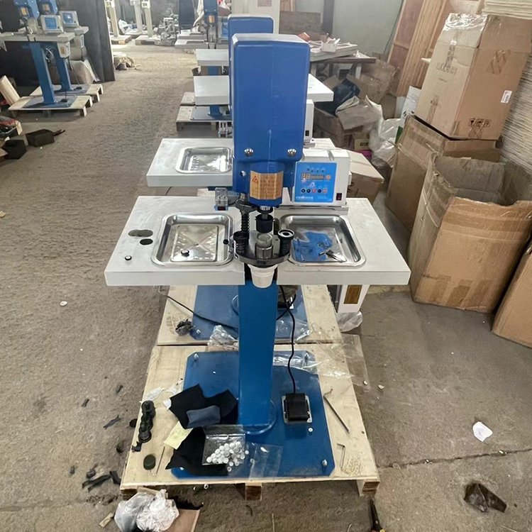 Durable industrial automatic fabric button hole making machine for sofa