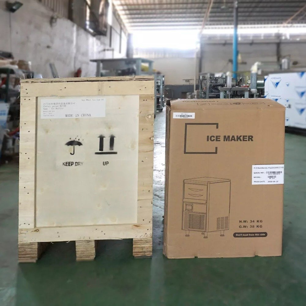 Commercial ice cube making machine