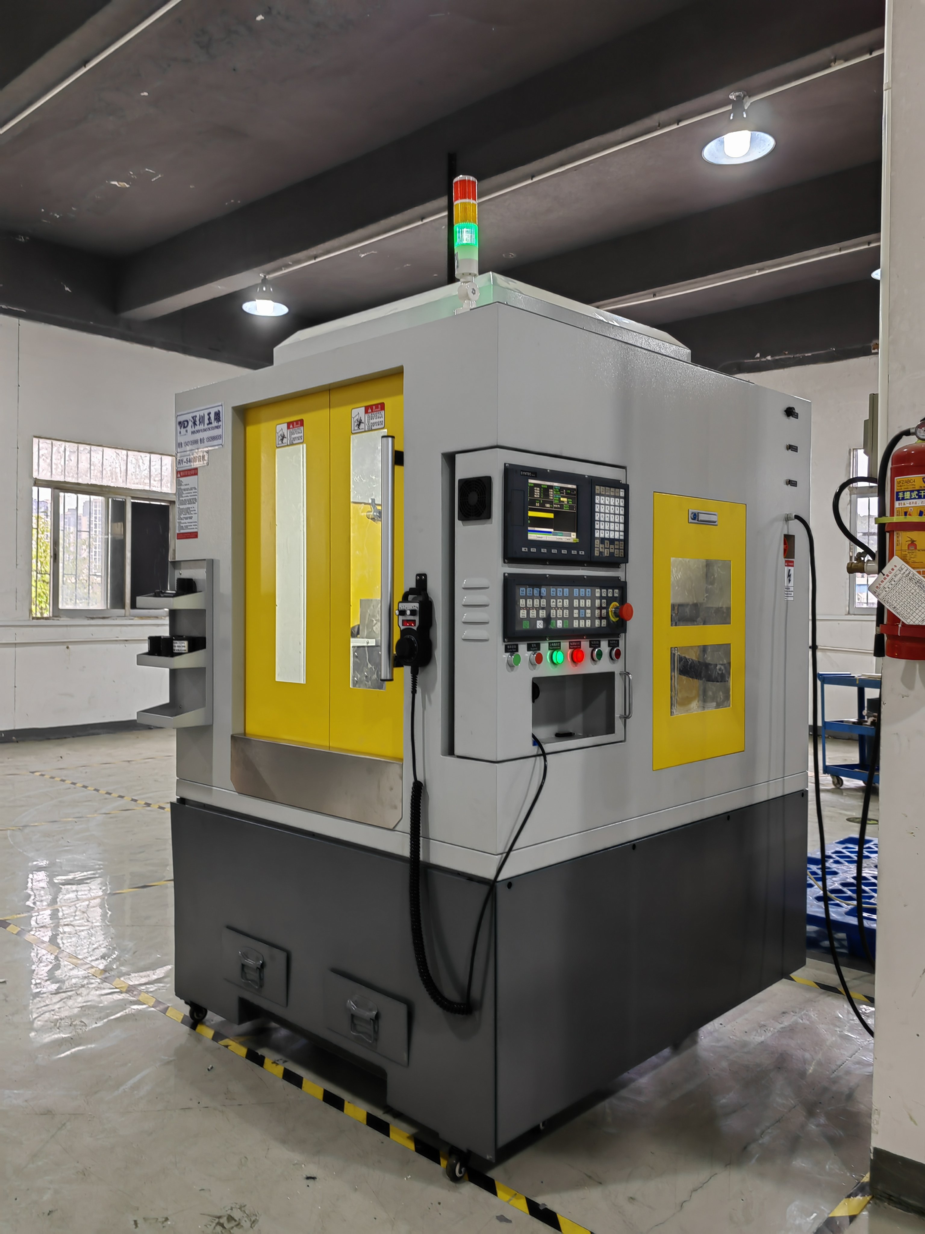 RY-540ATC efficient precision auto parts processing clock and watch mold making metal engraving machine