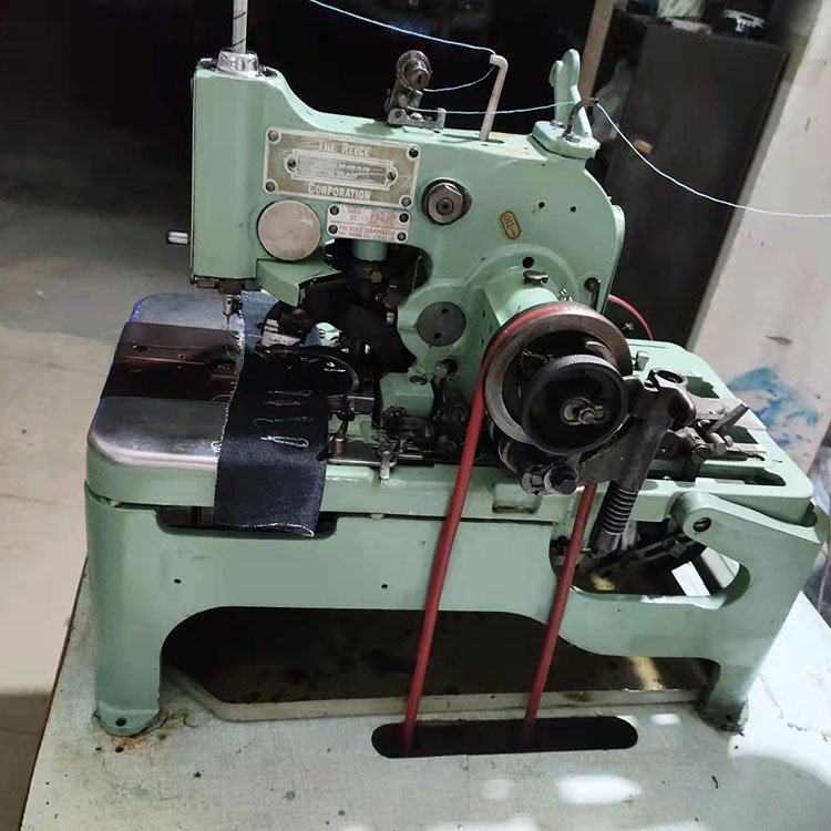 Top sponsor Reece 101 eyelet button hole sewing machine for thick materials making