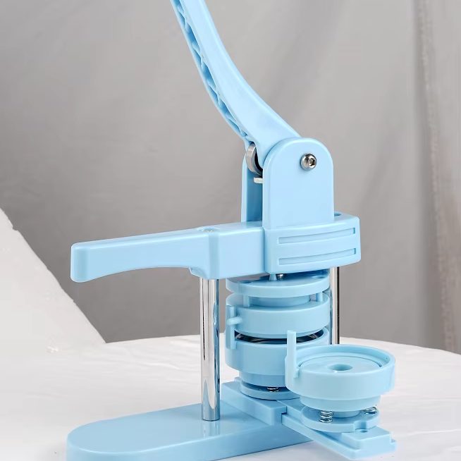 New Button Maker Round Small Plastic Slide Manual Badge Maker