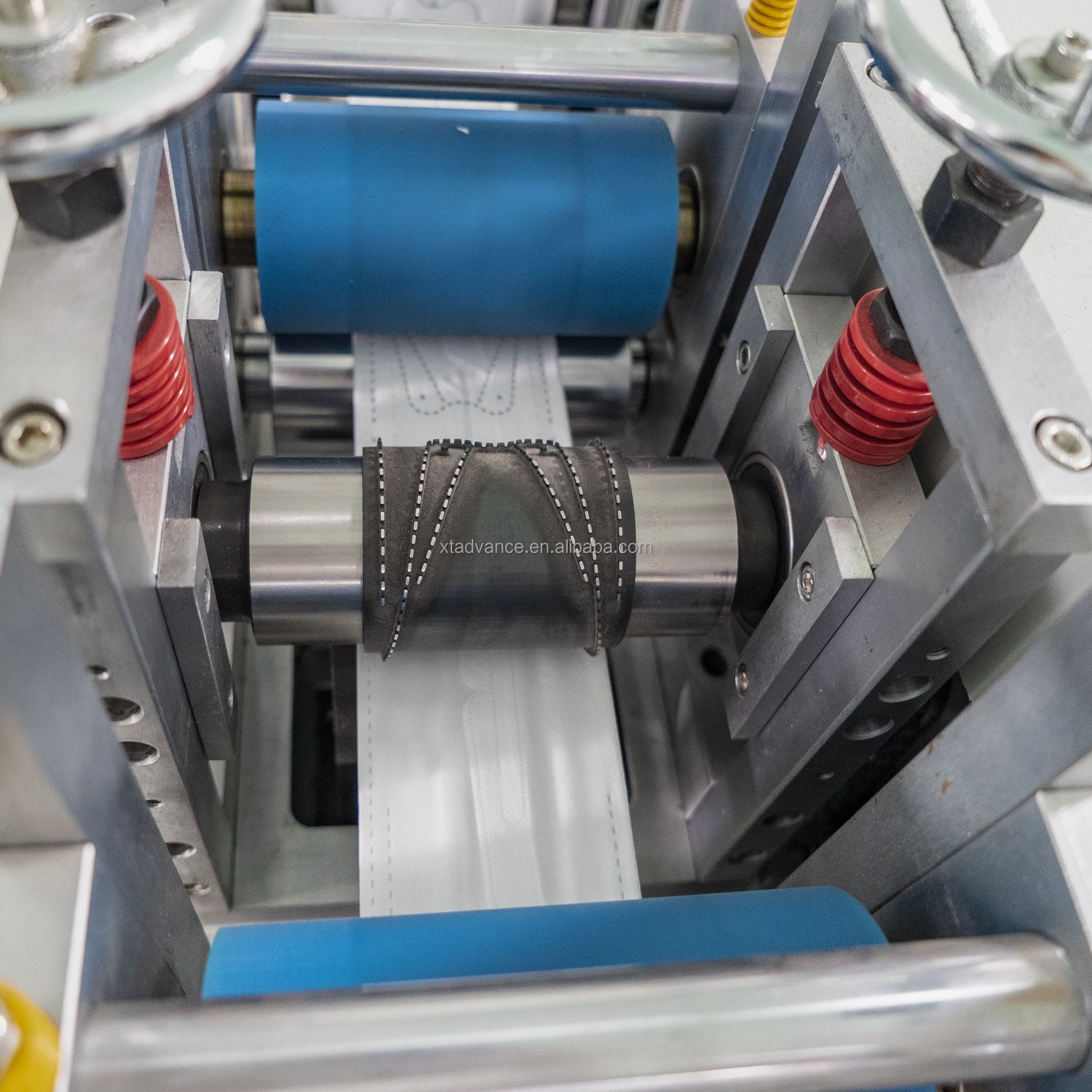 KF94 fish type fully automatic electrical high speed KF94 fish type face mask making machine