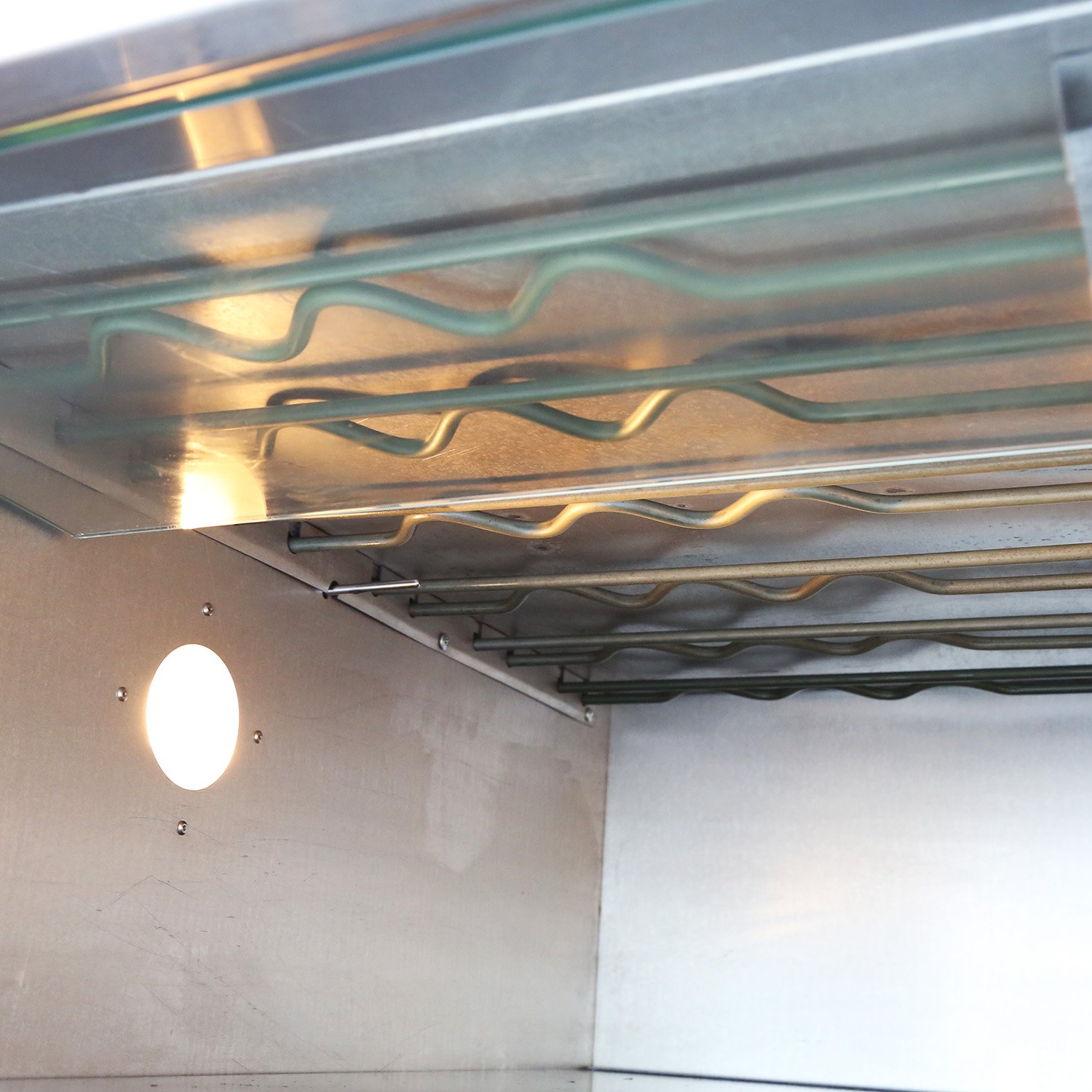 Baking equipment: Kitchen equipment for making bread and food. Factory baking ovens can be customized with 5/10 trays