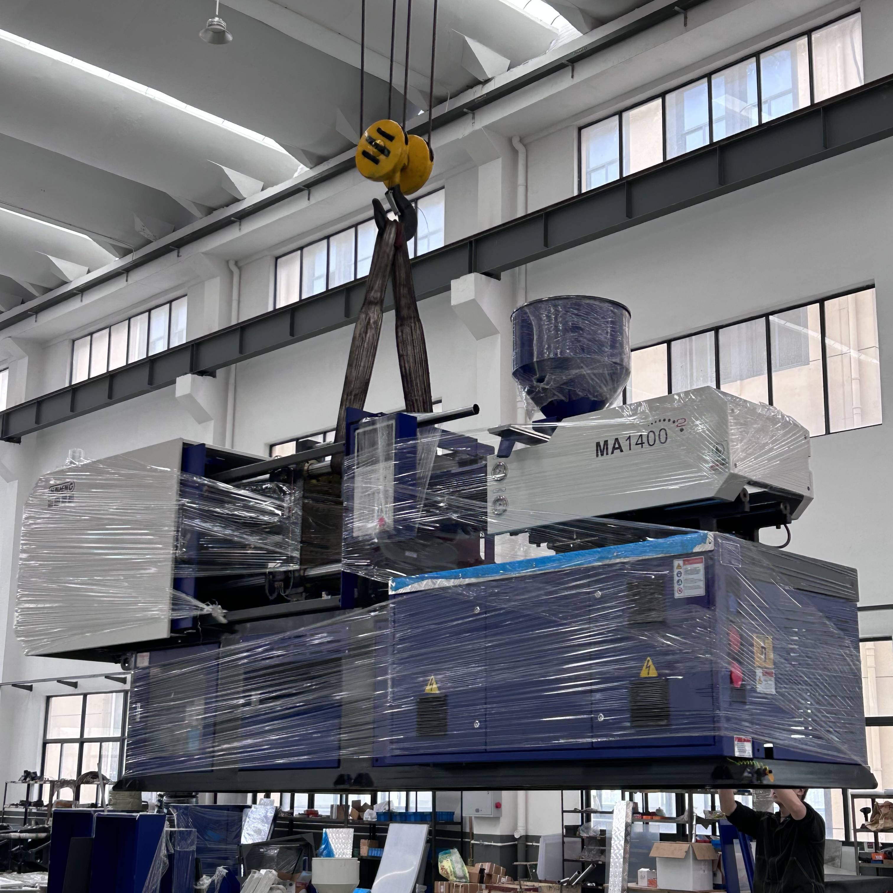 Injection Molding Machine Plastic Buttons Making Machine High Speed Injection Machine