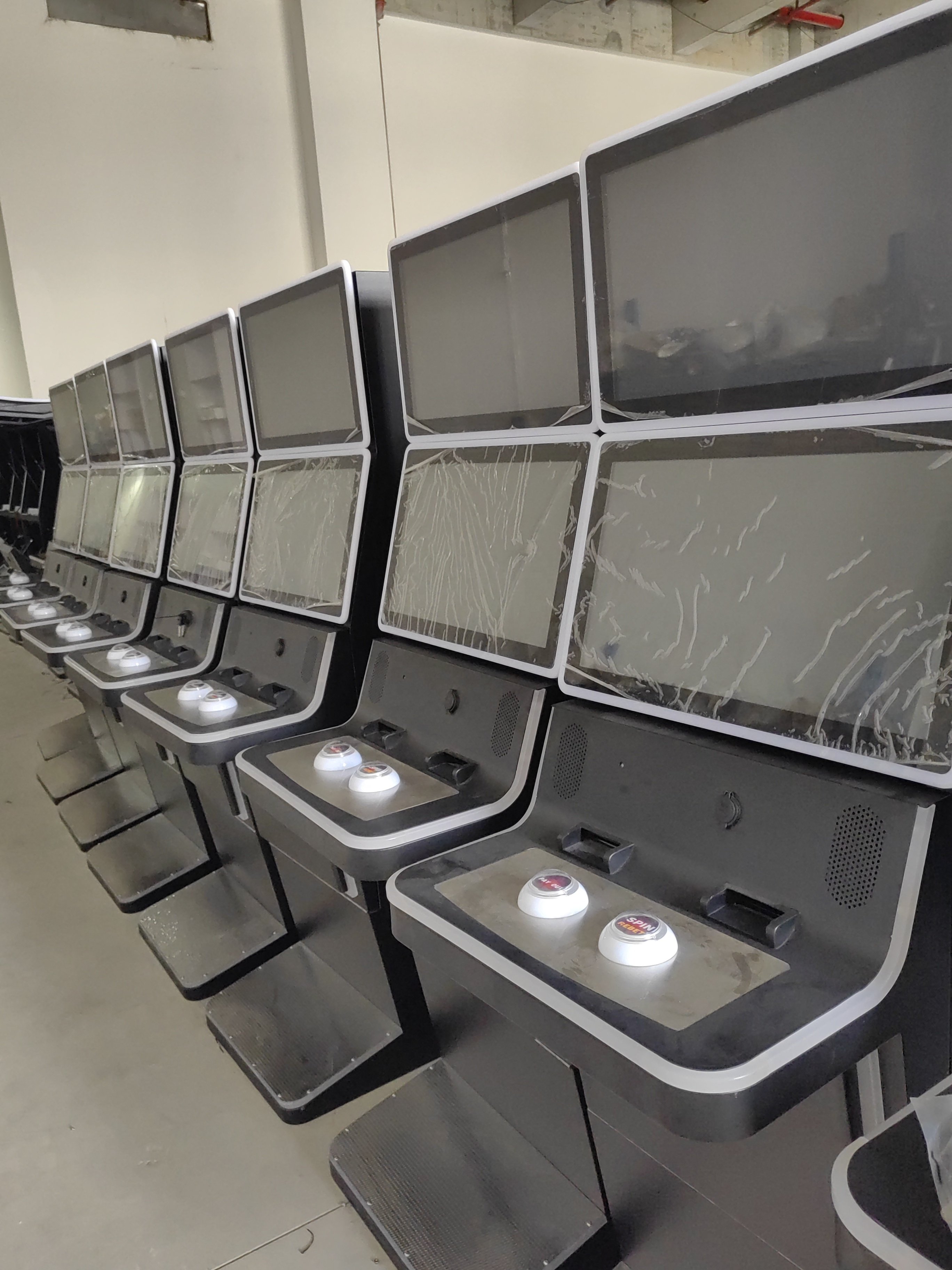 Coin Pushser 365 Prize Vending Game Consoles Card Payment System Arcade Game Machine Game Vending Machine