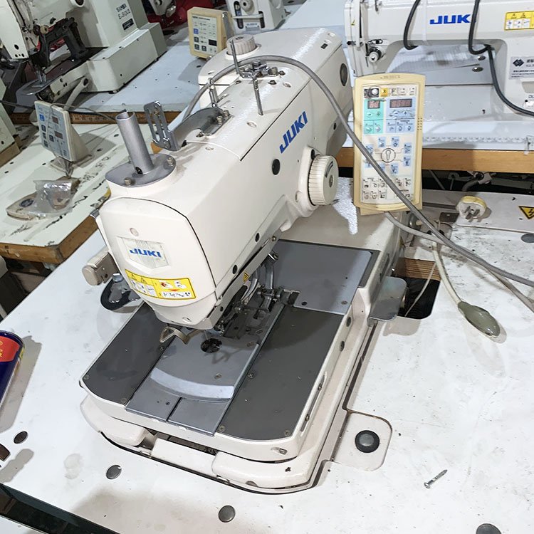 JUKI MEB-3200s industrial automatic eyelet button hole machine for jeans heavy garment making