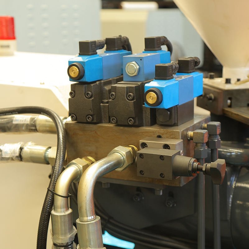 Plastic button shirt button making machine automatic button automatic plastic injection molding machine