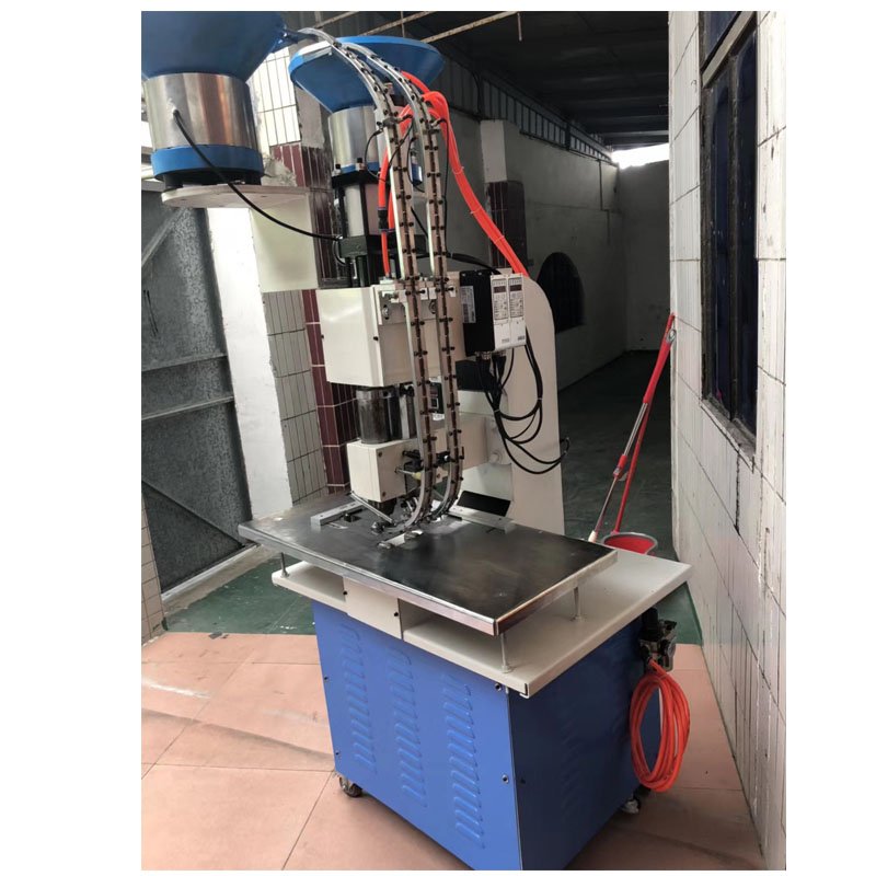 Machine Automatic Riveting Press snap button Making Machine Riveting Welding Machine